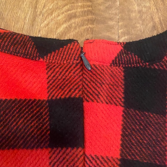 ⭐️Plaid Mini Skirt - Small (NWOT) - Picture 3 of 5